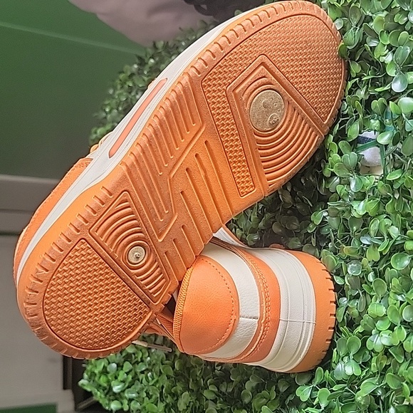 Liliana Orange and Cream Sneakers - Picture 4 of 6